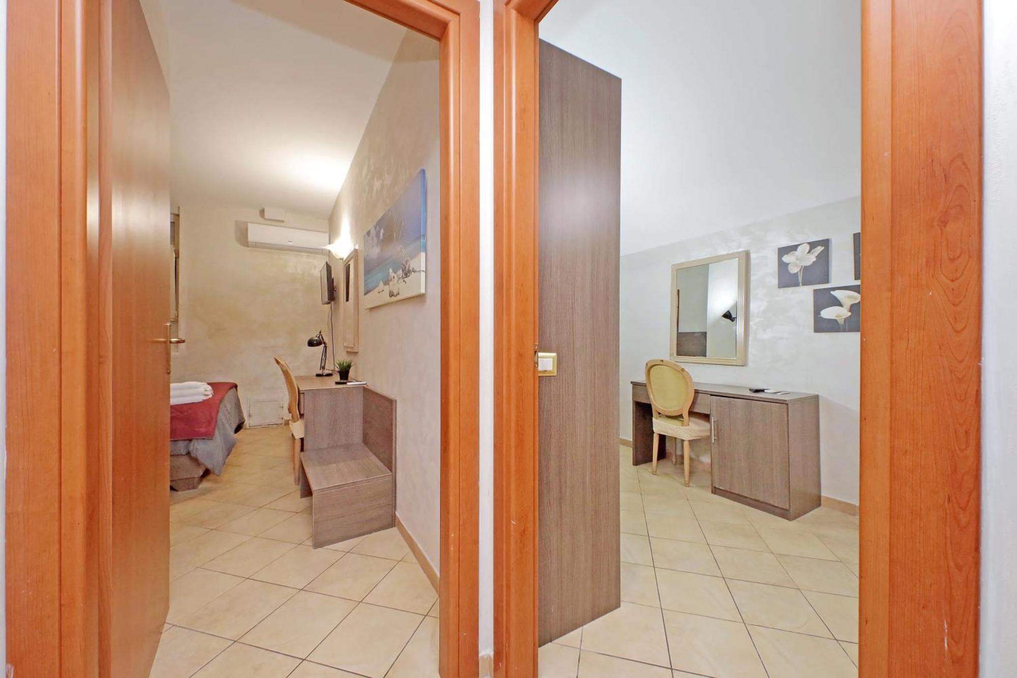 Gallery Home Рим Экстерьер фото